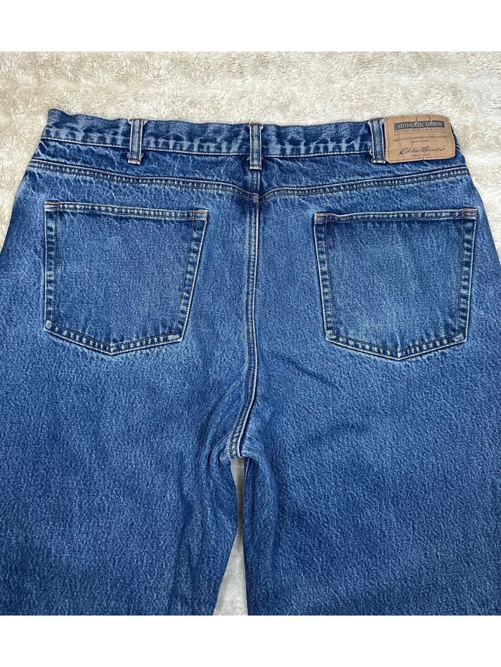 Eddie Bauer Relaxed Fit medium wash straight leg 100% cotton denim jeans 38x30